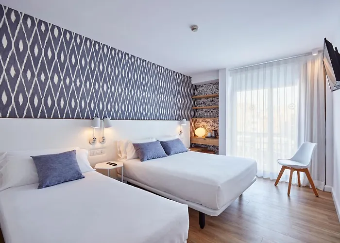 Anabel Hotell Lloret de Mar